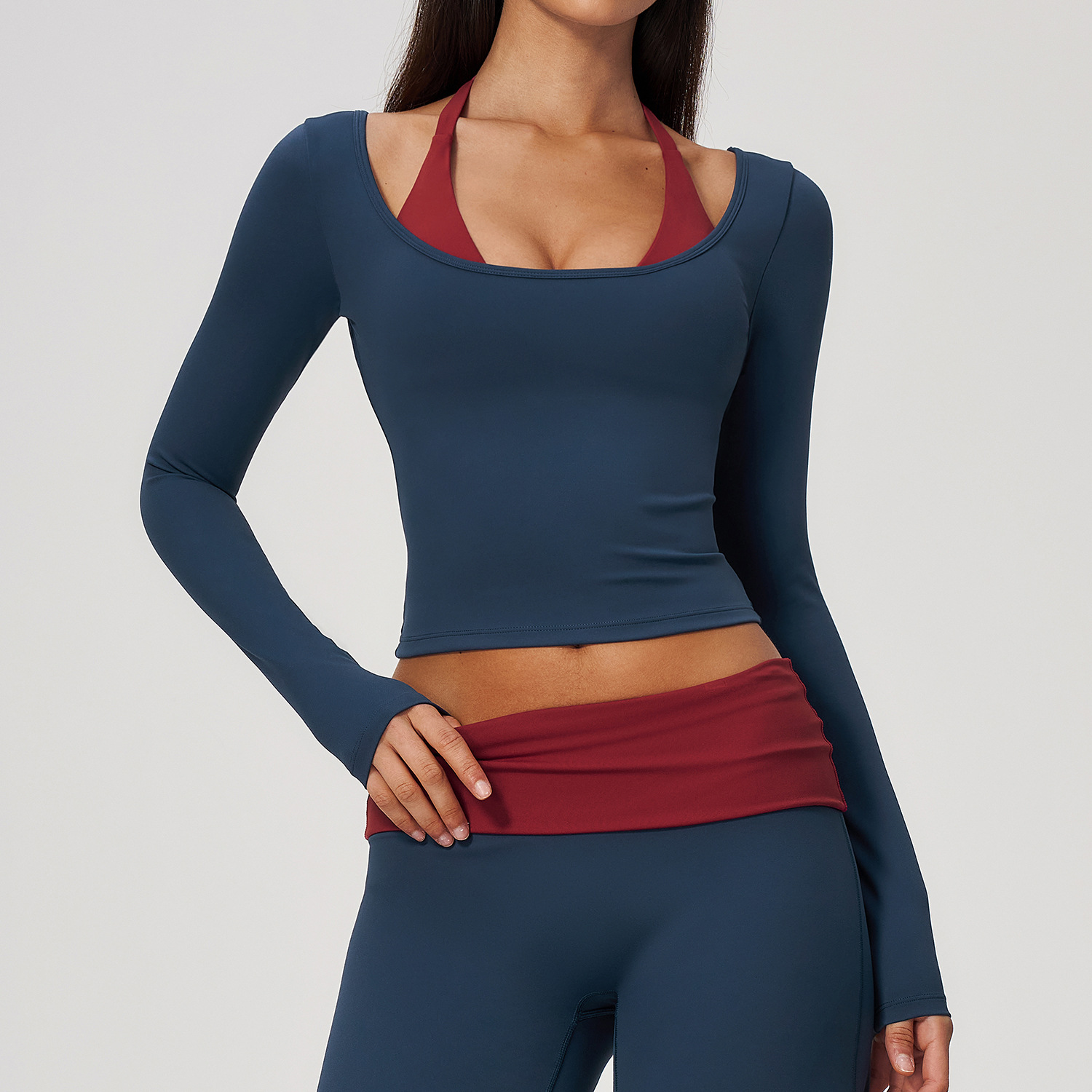 ホルターネック、長袖、クロップド丈、スリムフィット、速乾性、 - Crop Top Crochet のレビューと価格